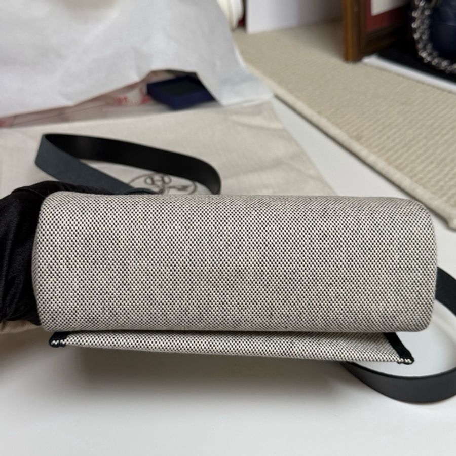 Hermes 愛馬仕 熊貓色herbag mini 斜挎包 銀扣-4