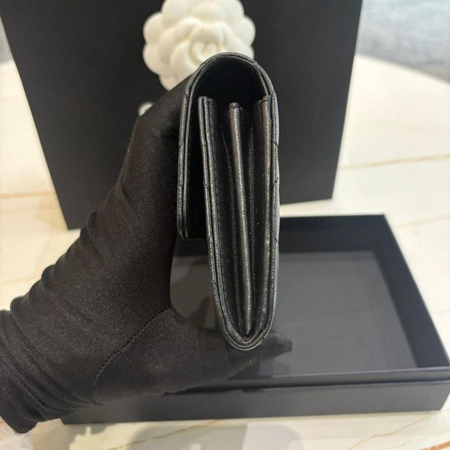 CHANEL 經典菱格黑金口蓋中夾-2