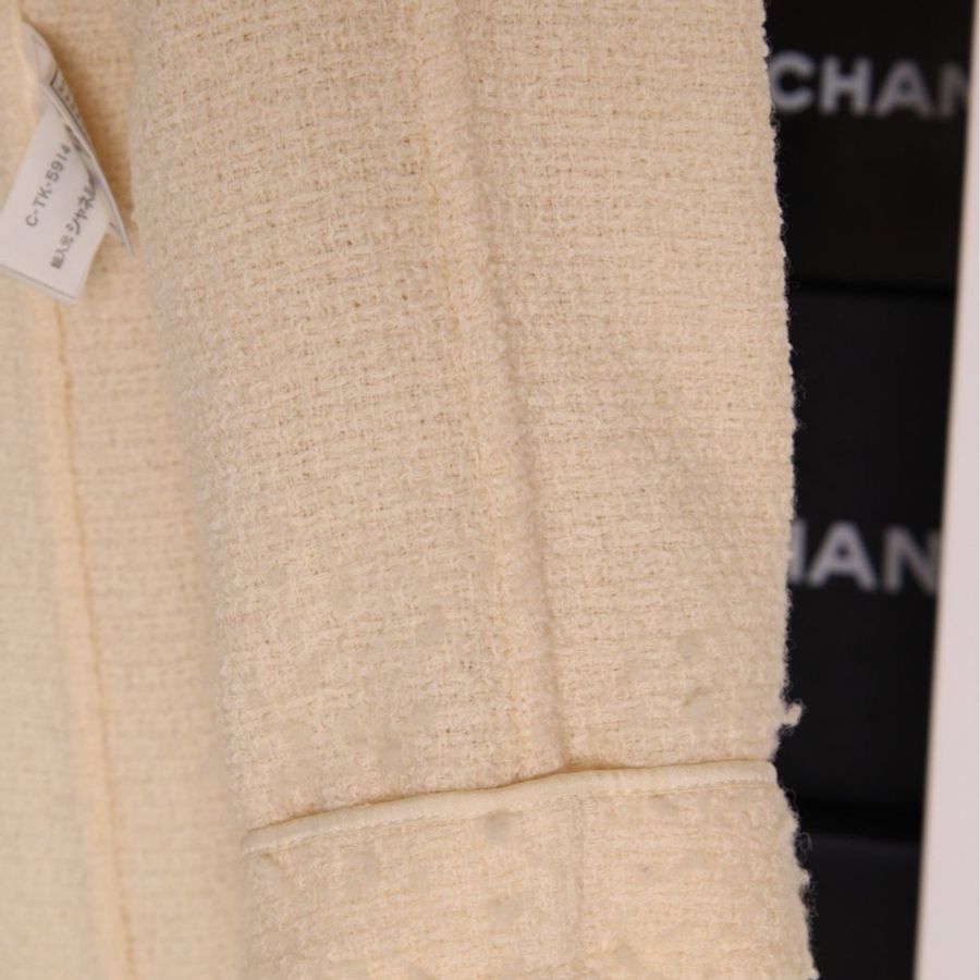 Chanel 98年奶白色羊毛双排扣上衣外套半裙套装-44