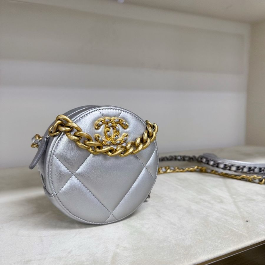 Chanel香奈兒 銀色19bag圓餅包手提斜挎包-1