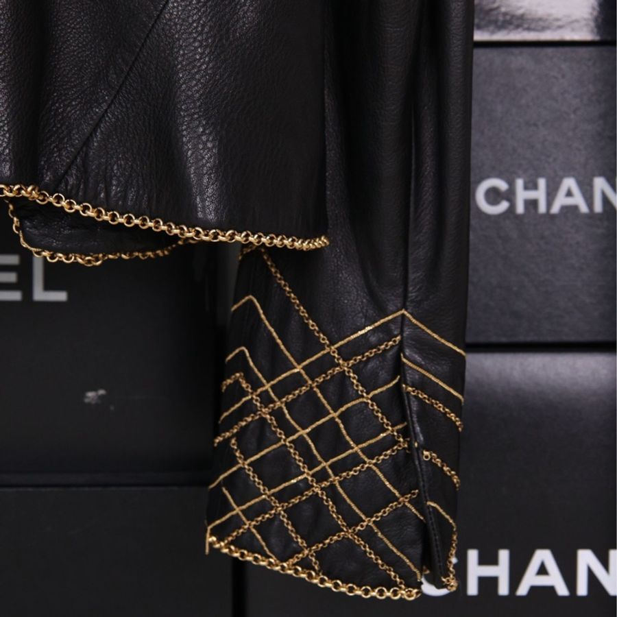 Chanel 11年拜占庭金色菱格纹链条小羊皮皮衣外套-39