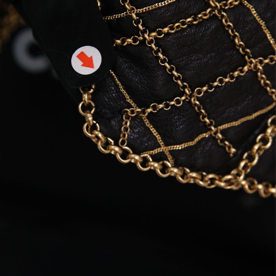 Chanel 11年拜占庭金色菱格纹链条小羊皮皮衣外套-41