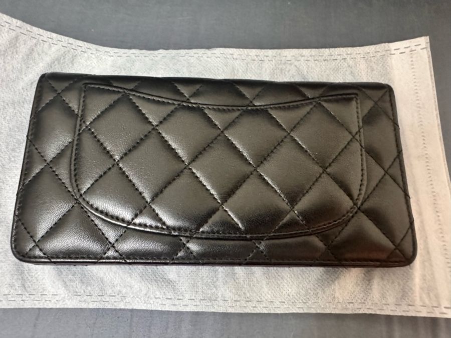 chanel 黑銀對開長夾-3
