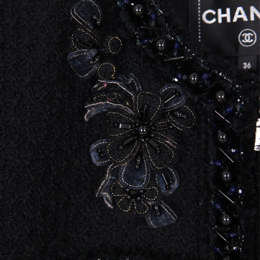 Chanel 17年大都会系列秀款黑色重工刺绣花朵钉珠滚边上衣外套-43