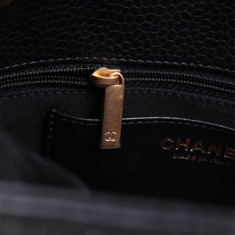 Chanel 24K黑金荔枝皮小号保龄球包单肩包-21
