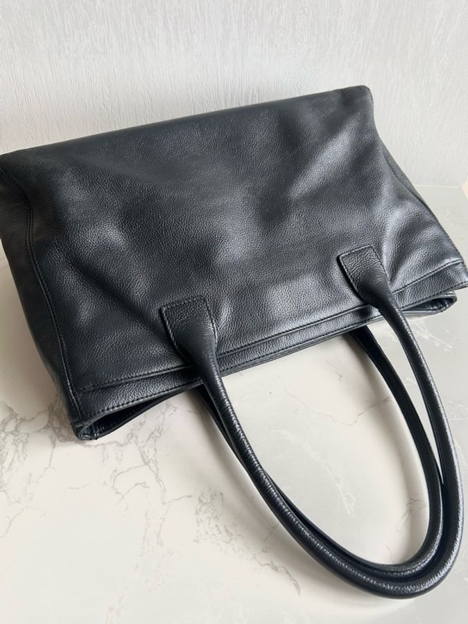 中古包 Chanel黑銀Executive Tote復刻托特包 單肩包 側背包 二手包 古著包-5