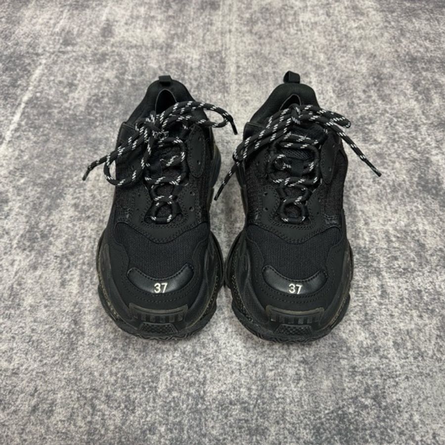 BALENCIAGA巴黎世家TRIPLE S黑色老爹鞋-7