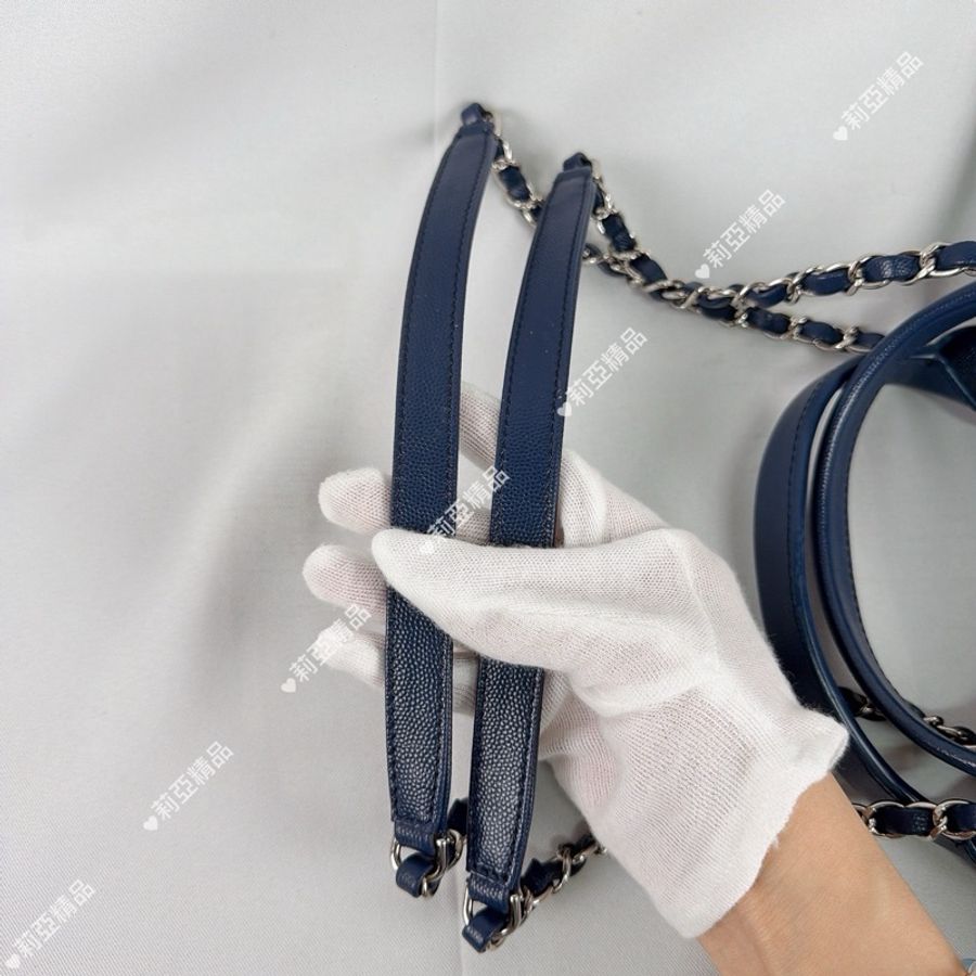 莉亞精品♡ Chanel A57069 藏青色沙灘包 二手美包-13