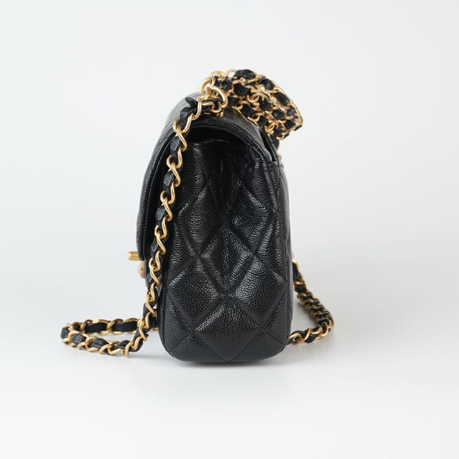 鑒定師的收藏|香奈兒 雙鏈帶口蓋包 黑色金扣 晶片款 CHANEL 25P Double Chain Flap Bag 【 雙鏈設計 20cm 黃金尺寸 】-17