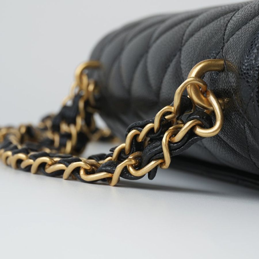 鑒定師的收藏|香奈兒 雙鏈帶口蓋包 黑色金扣 晶片款 CHANEL 25P Double Chain Flap Bag 【 雙鏈設計 20cm 黃金尺寸 】-38