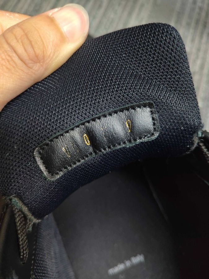 LOUIS VUITTON 路易威登TRAINER黑武士壓紋板鞋-23