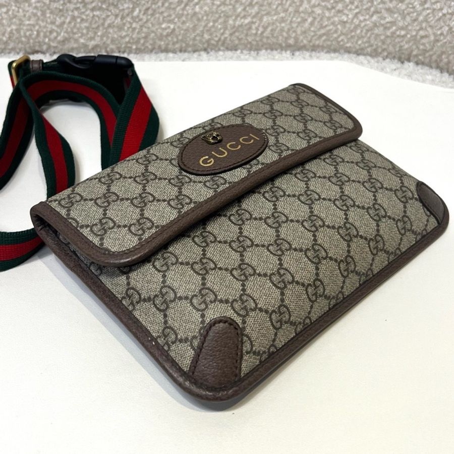 Gucci 古馳 虎頭腰包-11