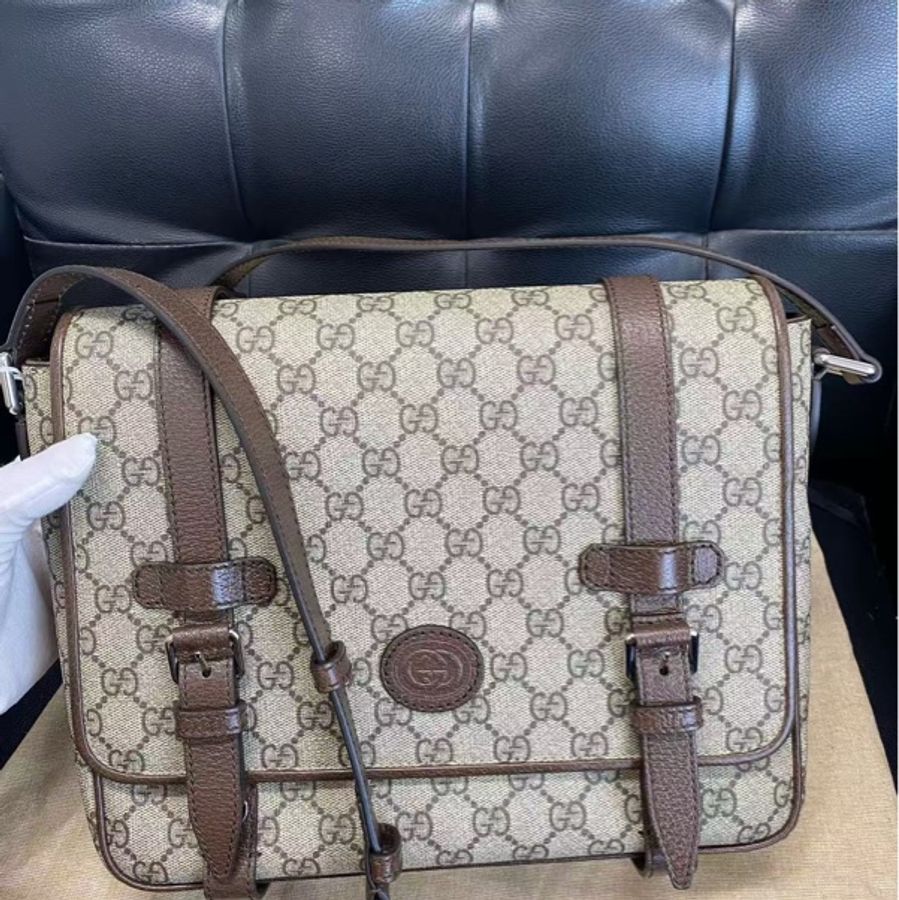 Gucci古馳經典款男包棕色雙G老花郵差包斜挎包烏木色GG Supreme帆布-7