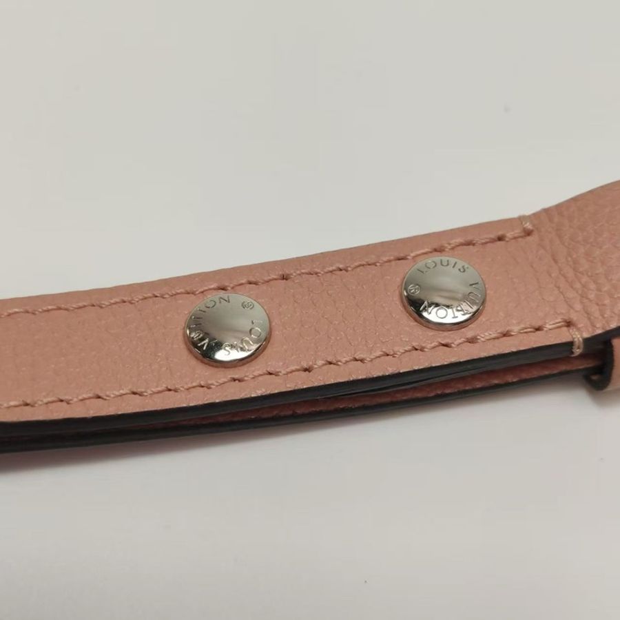 LV 路易威登 Buci 純色 水波紋 單肩包-7