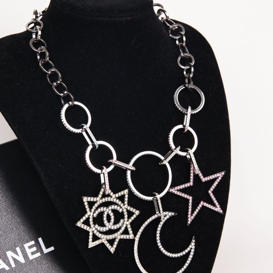 Chanel 17年重工彩色莱茵石星星月亮项链-17