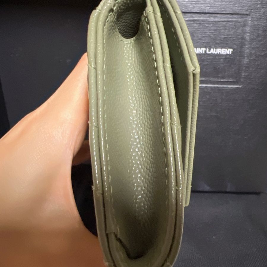 Saint Laurent 聖羅蘭 Envelope Matelassé 🥑酪梨綠 粒面壓紋小牛皮 短夾 錢包-7