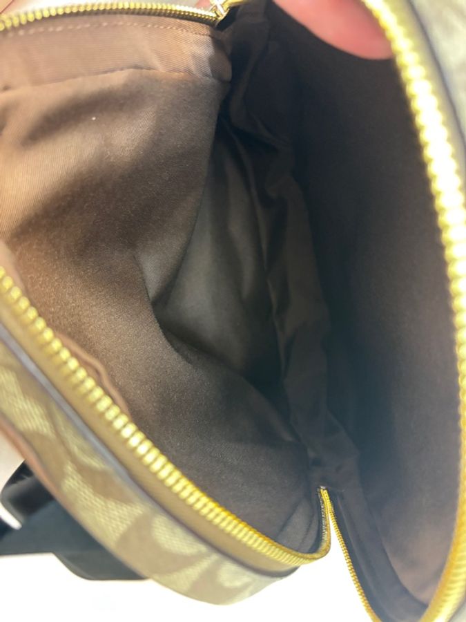 coach 老花後背包 經典咖色-16