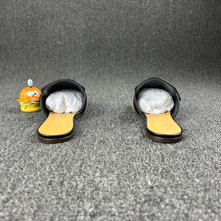 未使用 Loewe羅意威蝴蝶結拖鞋 尺碼:36-4