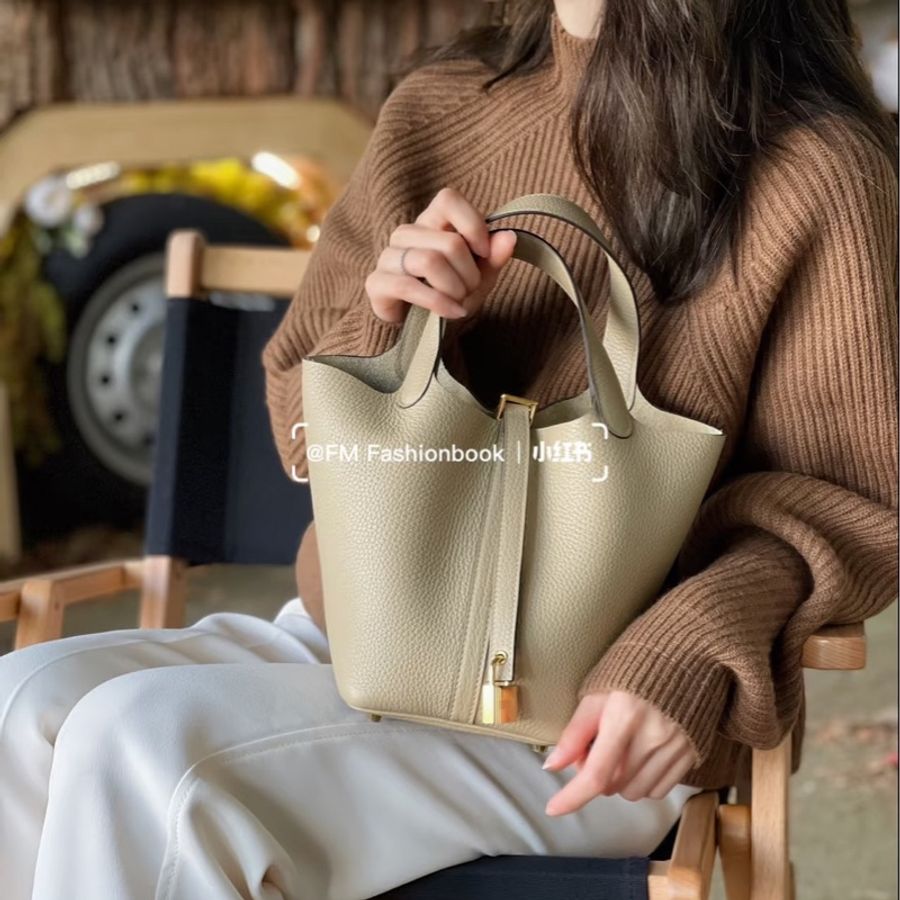 #閒置全膜 #全配🈶購證 愛馬仕風衣灰菜籃子picotin18-1