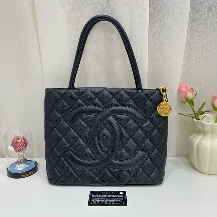 Chanel/香奈兒希爾頓 黑金荔枝牛皮手提單肩包 中古款7開有卡 尺寸:29*24*15-1