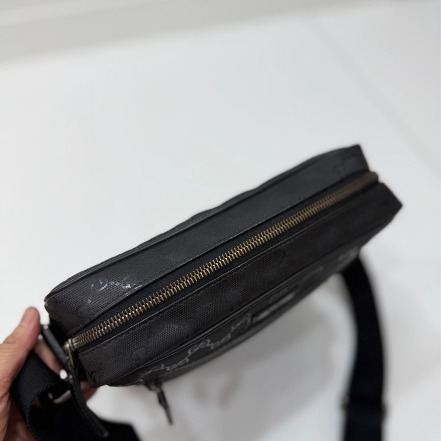 《仙闆名牌精品》Gucci 黑色 GG LOGO 水晶皮 郵差包 相機包 斜背包 肩背包-22