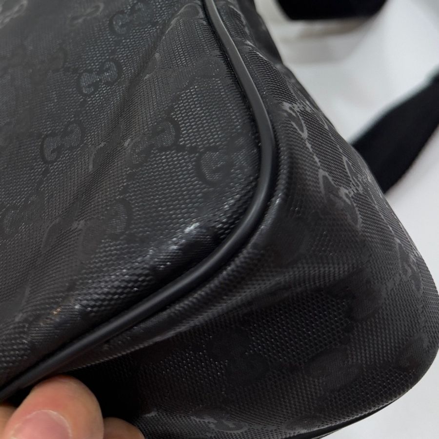 《仙闆名牌精品》Gucci 黑色 GG LOGO 水晶皮 郵差包 相機包 斜背包 肩背包-26