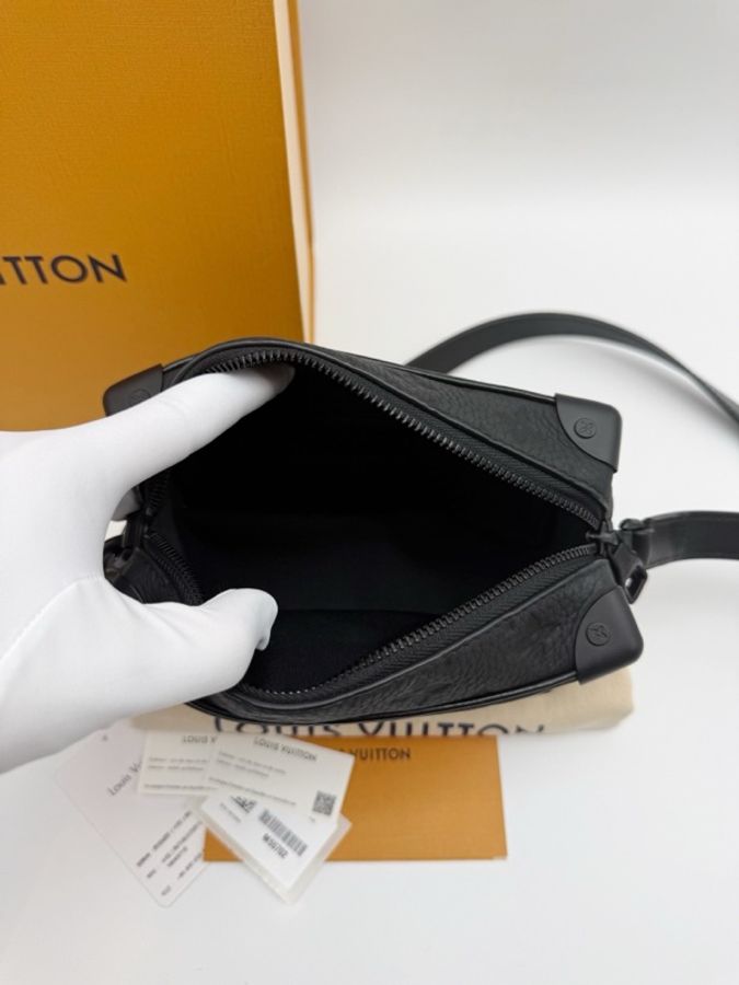 98新路易威登 Soft trunk盒子包 黑色壓紋 芯片款-6