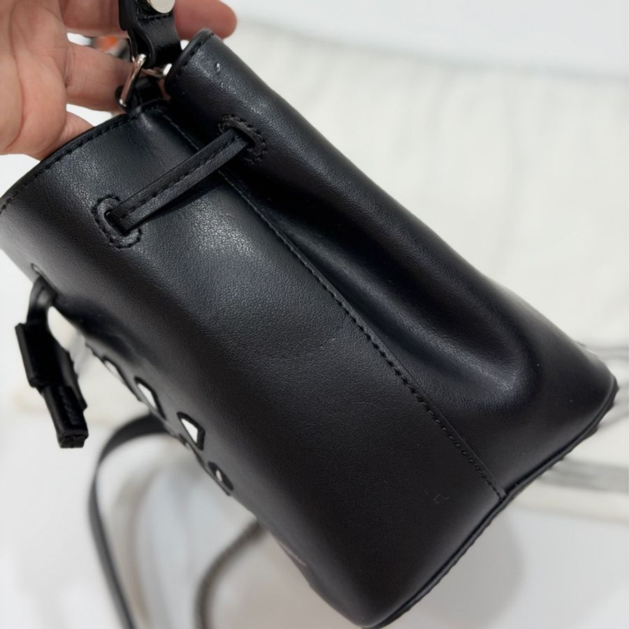 《仙闆名牌精品》kenzo EYE 眼精 黑色 水桶包 斜背包 肩背包 手提包 側背包-9