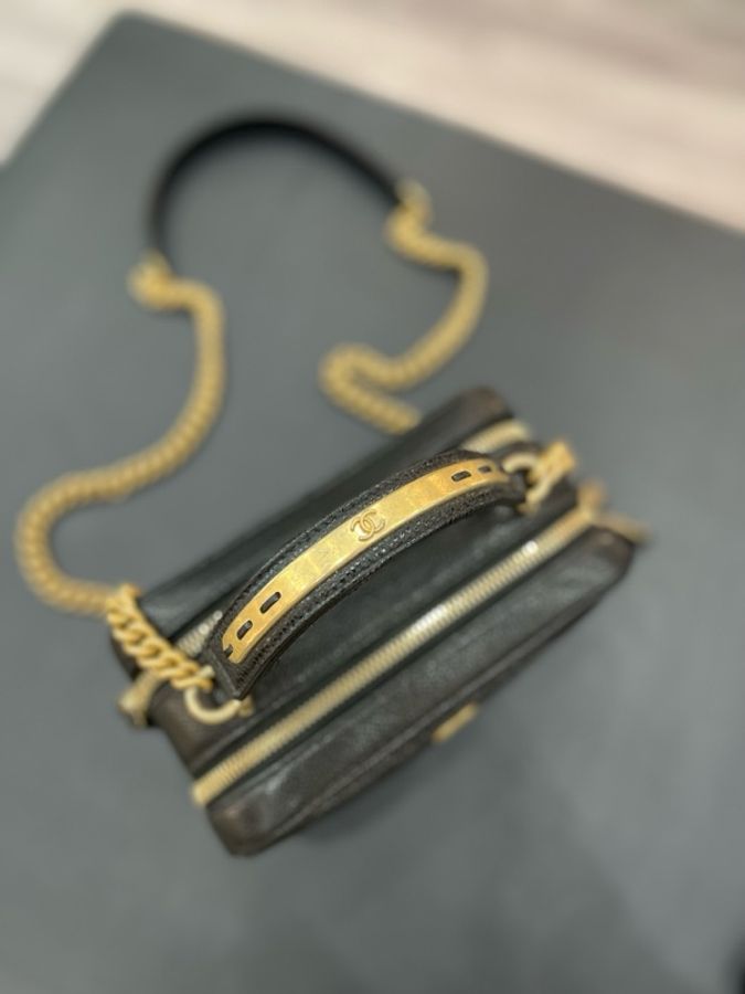 Chanel香奈兒盒子荔枝皮雙拉鍊復古手柄斜挎包-4