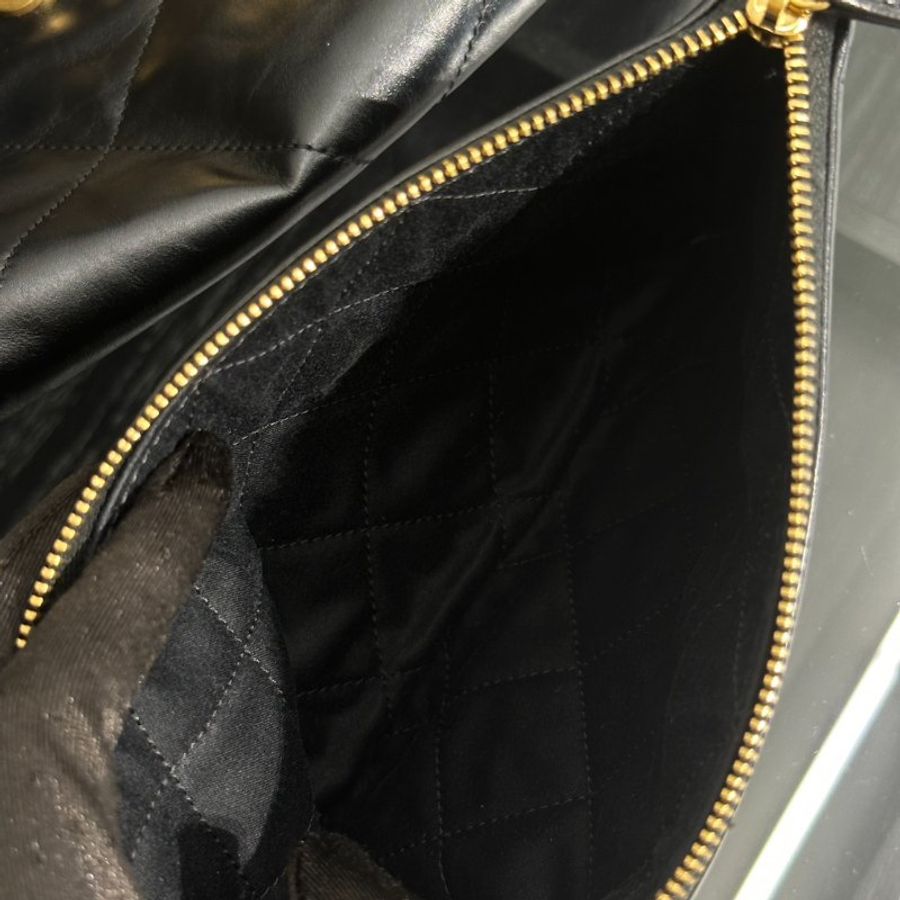 CHANEL 22 Bag - 中號黑金-9