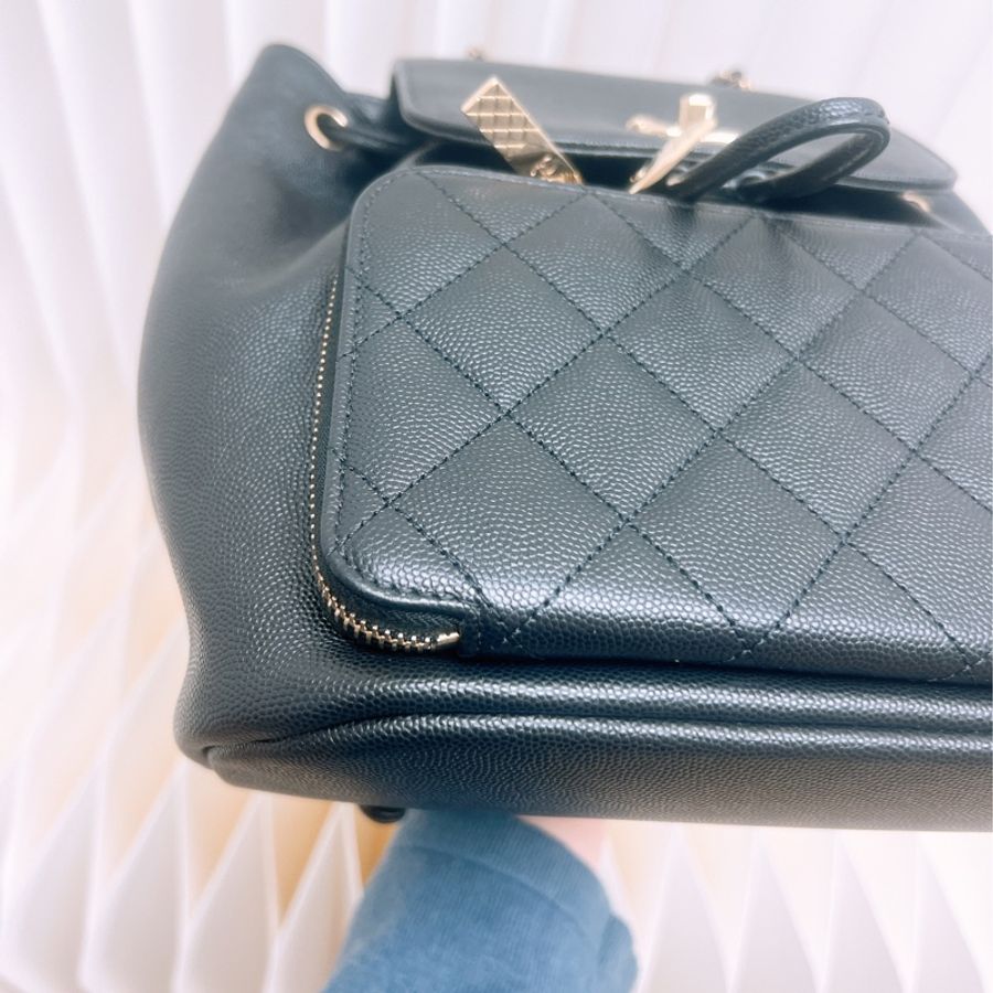 Chanel 黑金背包/雙肩包-3