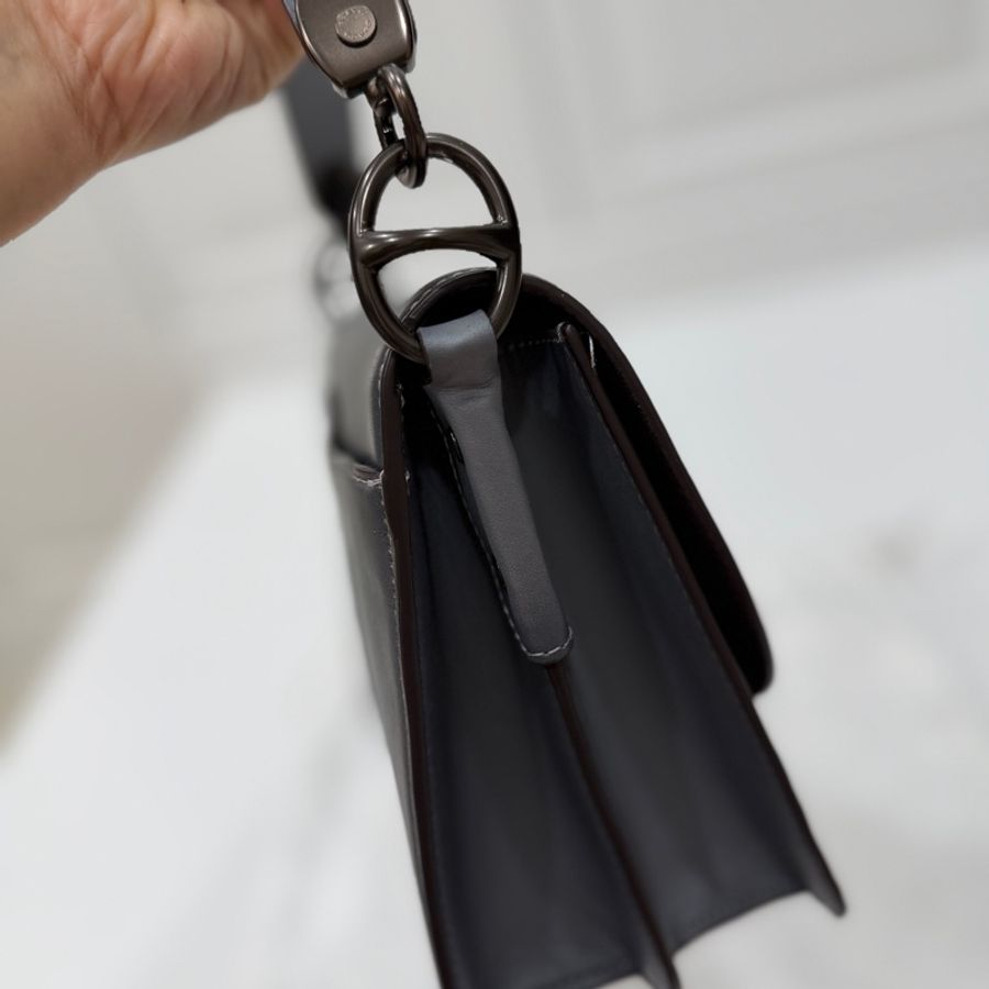 《仙闆名牌精品》Coach Beat 灰 馬鞍包 手提包 肩背包 斜背包 側背包-12