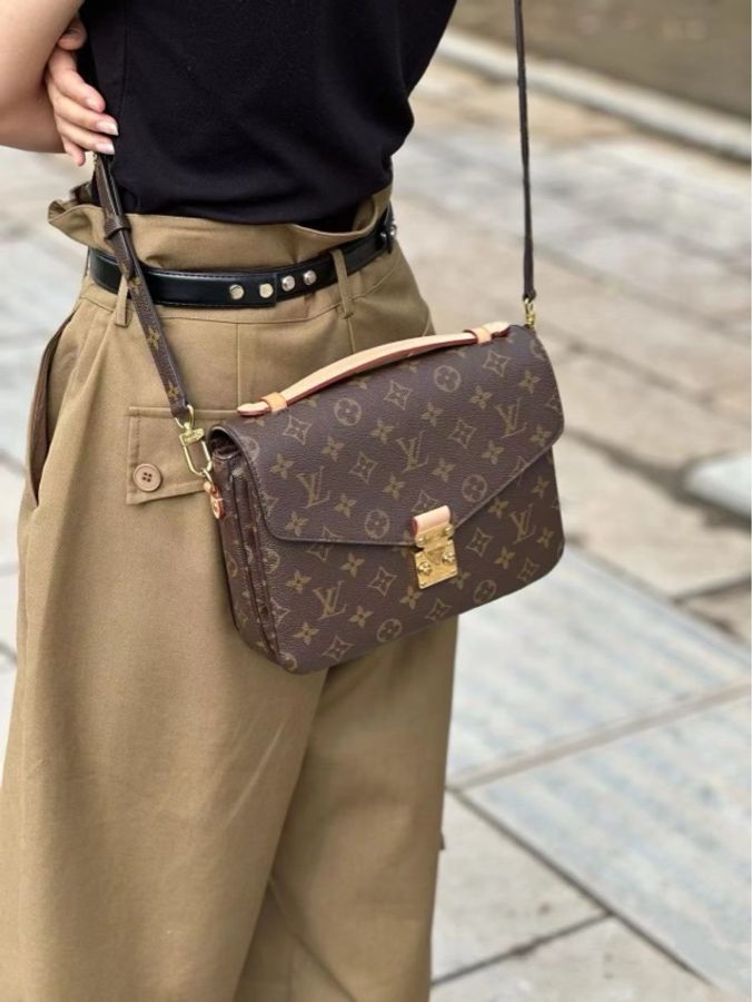LV Monogram 郵差包|一包三背・經典永不退流行-10