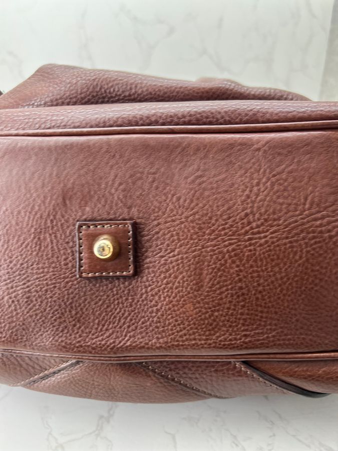 香緹國際精品 BURBERRY 牛皮肩背包 1090-4
