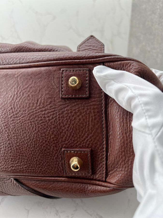香緹國際精品 BURBERRY 牛皮肩背包 1090-5