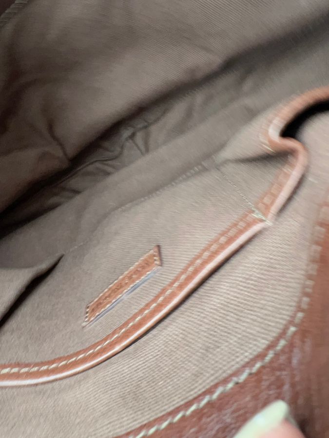 香緹國際精品 BURBERRY 牛皮肩背包 1090-7