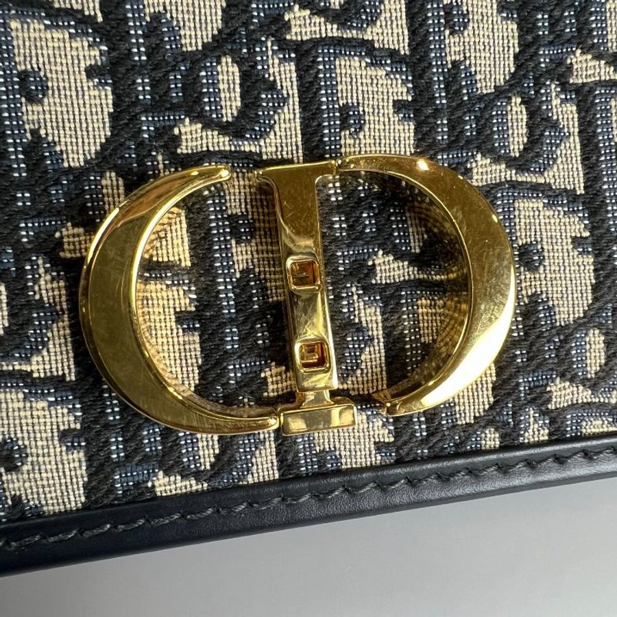 DIOR 老花刺繡蒙田30側肩包 橫版-8