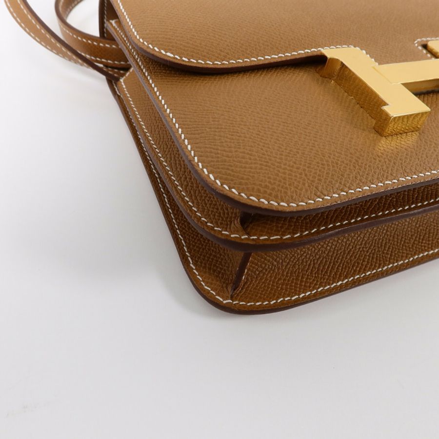 HERMES Epsom皮革Constance Mini肩背袋Gold-11
