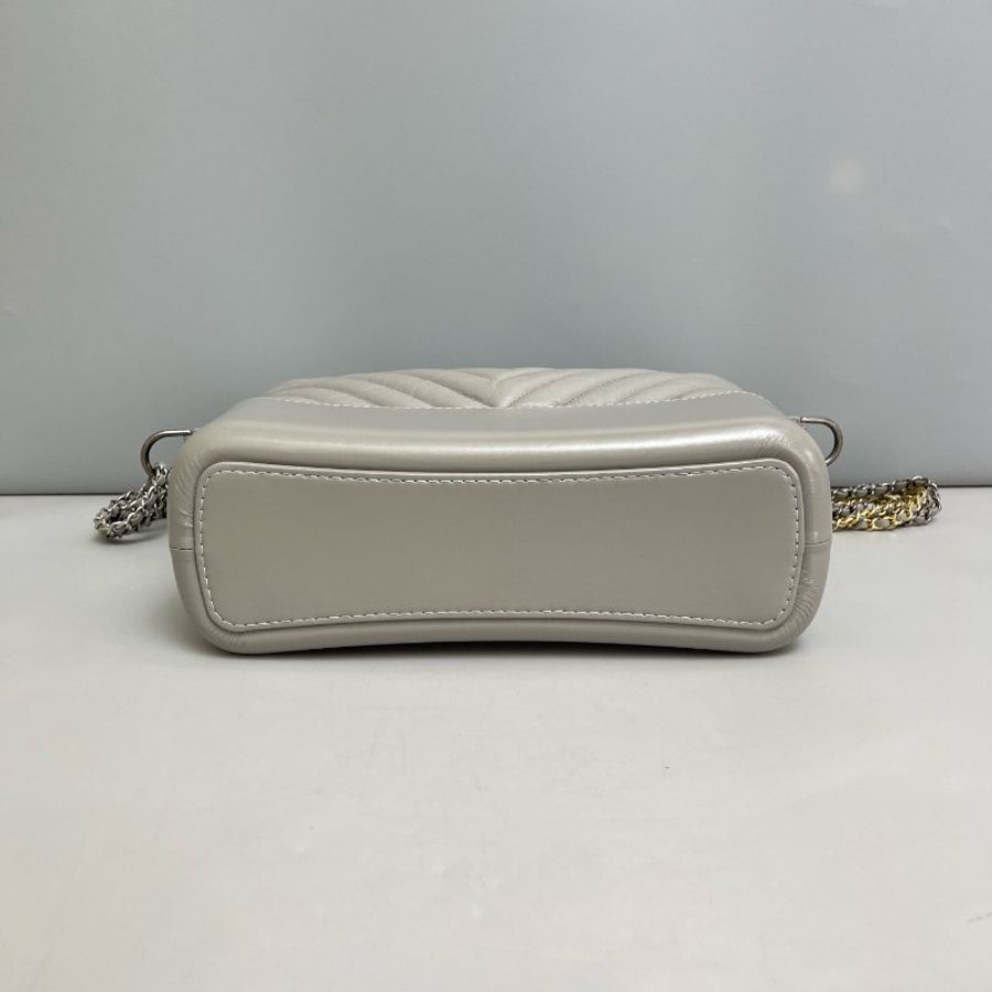 近新品 香奈兒/Chanel 灰色全皮V紋金扣中號流浪包-8