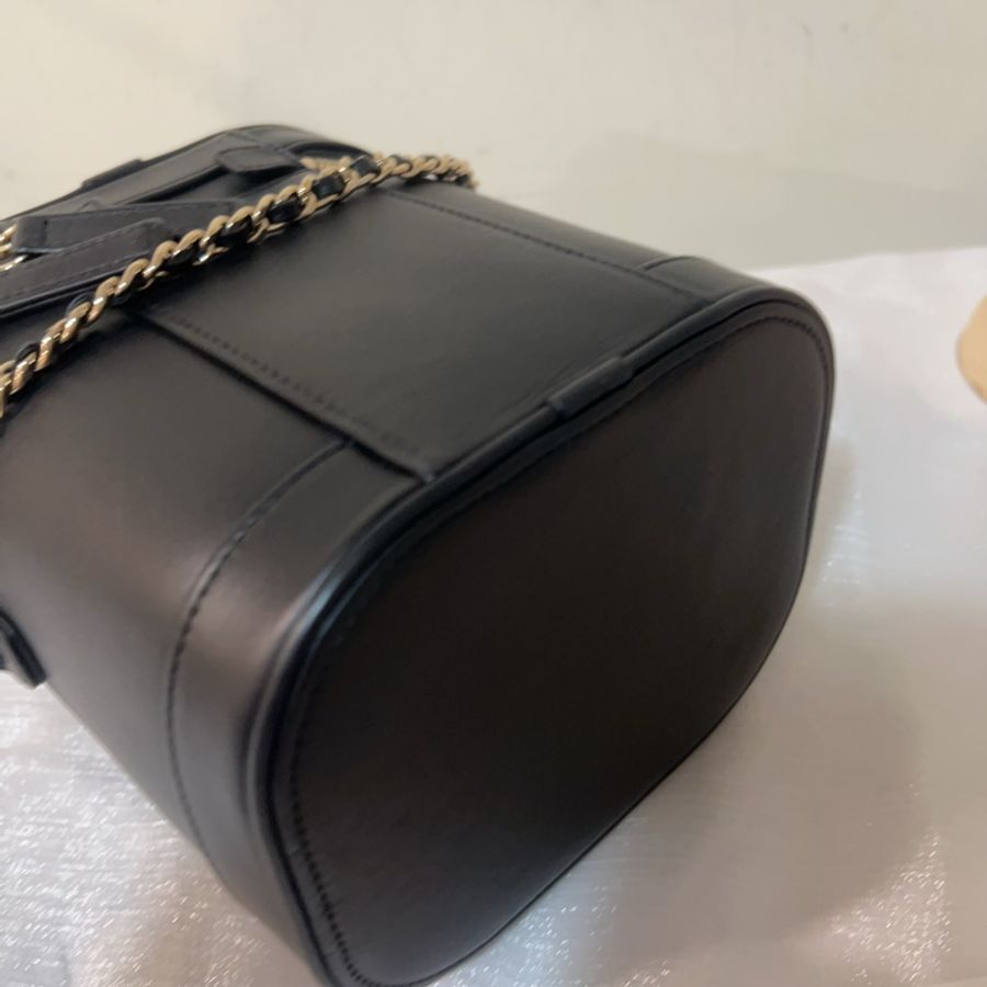 ෆ Chanel Vanity case豎版水桶化妝盒🈶購證-16