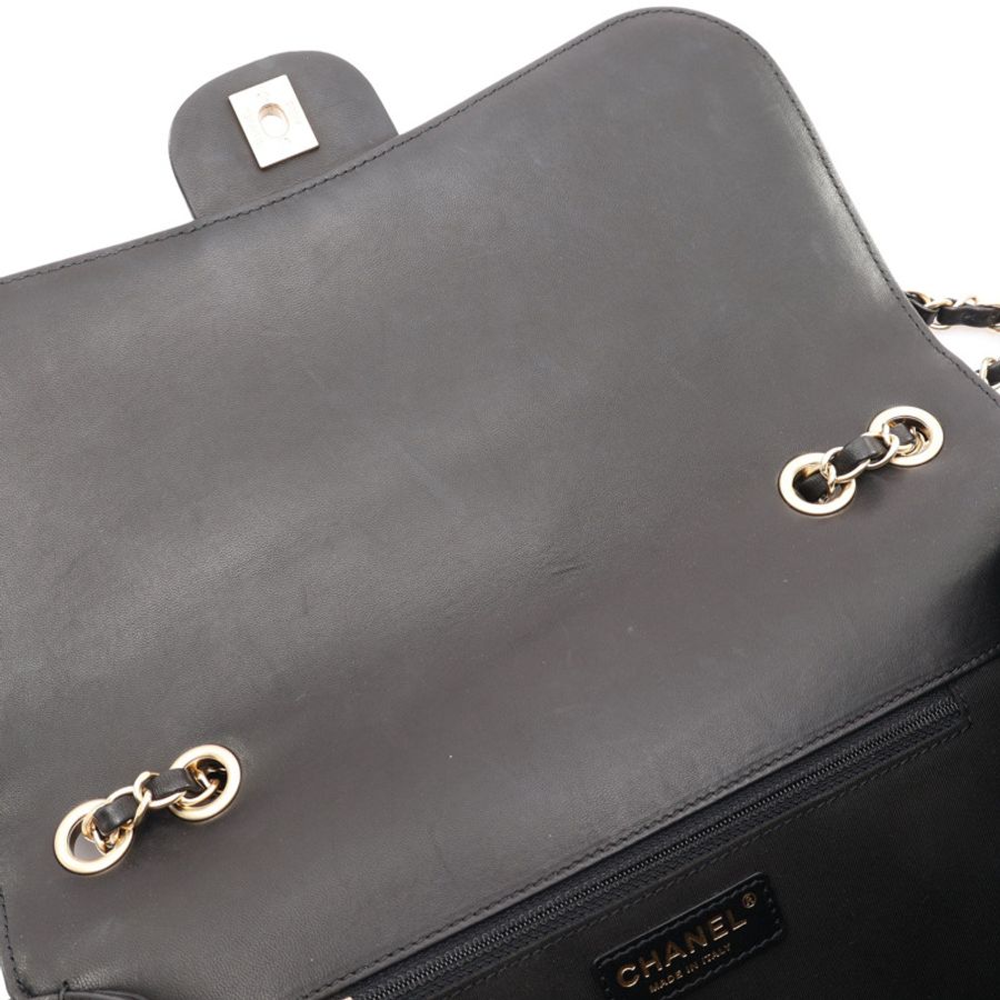黑色 菱格紋 羊皮 Mademoiselle Chic Flap 鍊帶 肩背包 金釦【CHANEL 香奈兒】 A93938-10