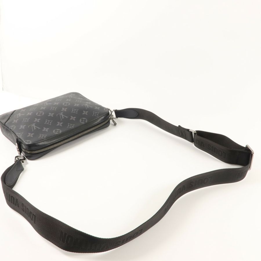 LOUIS VUITTON Monogram Eclipse Reverse Trio Messenger銀扣肩背袋灰色-7