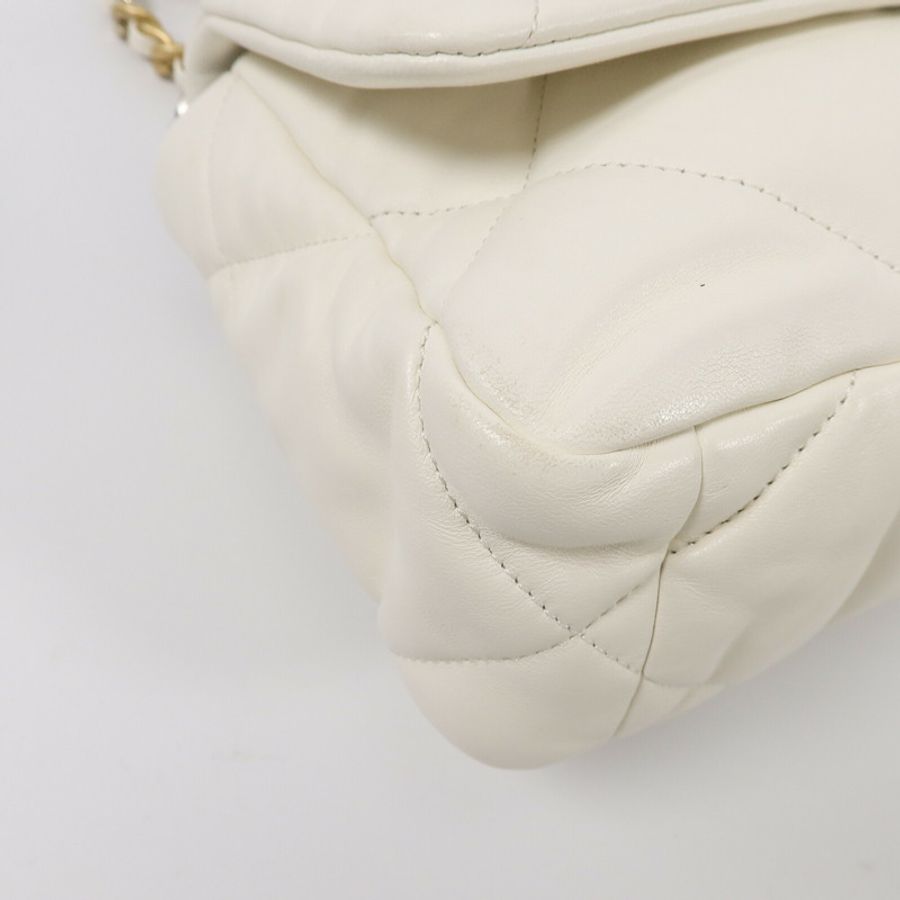 CHANEL 羊皮皮革C19 Small鏈帶肩背袋-10
