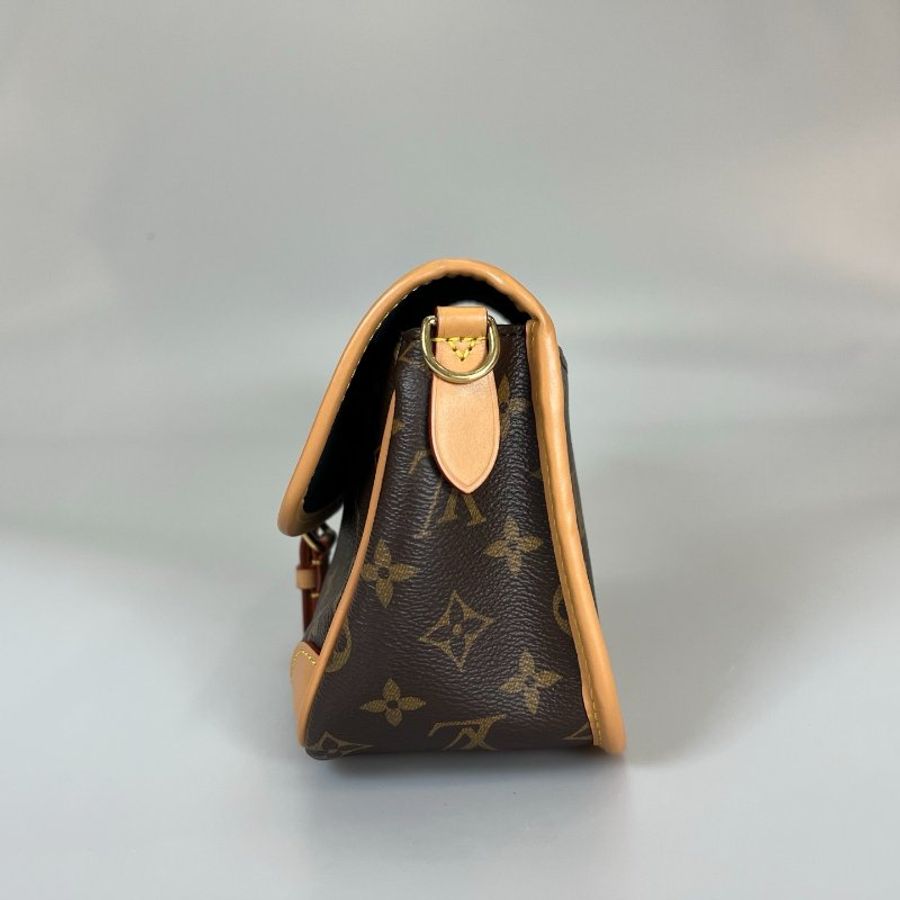 LV M45985/晶片款 老花DIANE法棍包 黑背帶-3