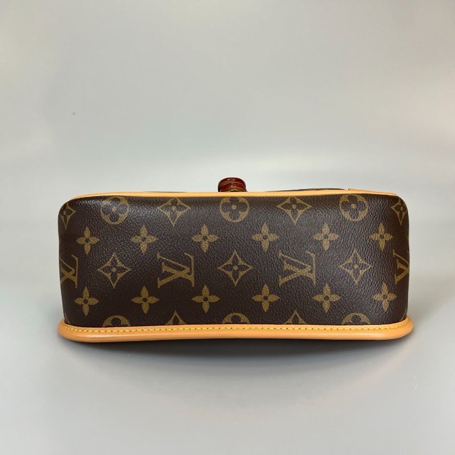 LV M45985/晶片款 老花DIANE法棍包 黑背帶-4