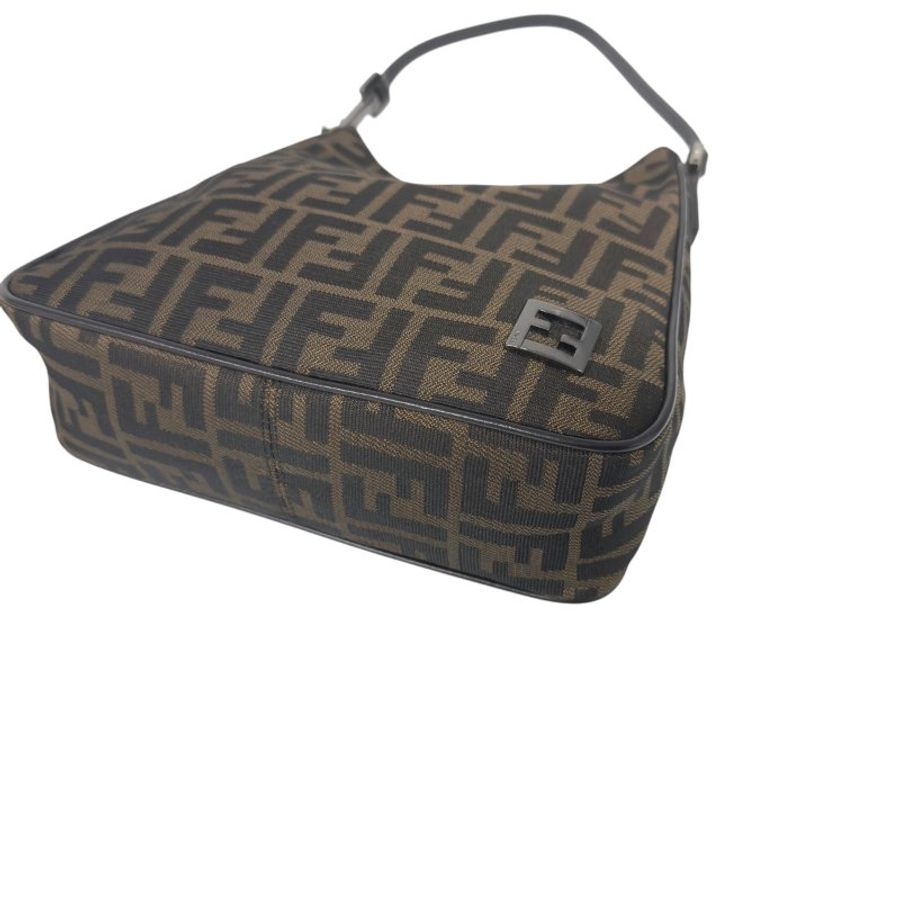 FENDI FF 肩背包-11