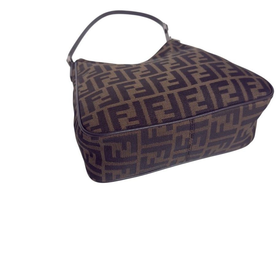 FENDI FF 肩背包-12