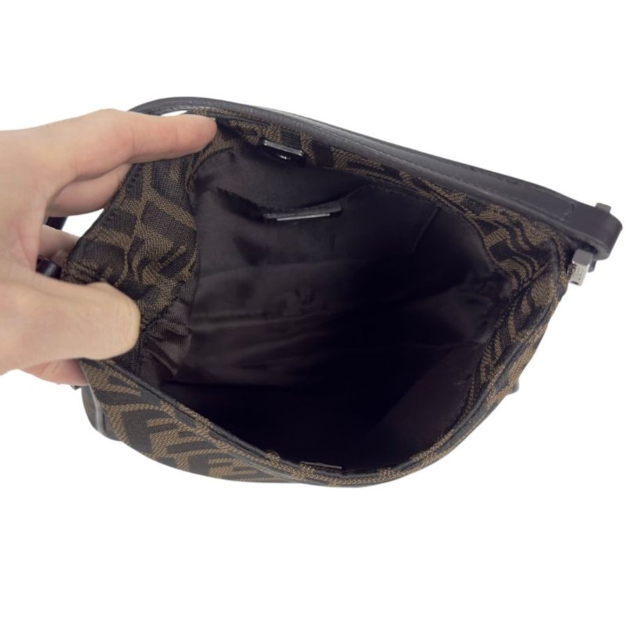 FENDI FF 肩背包-16