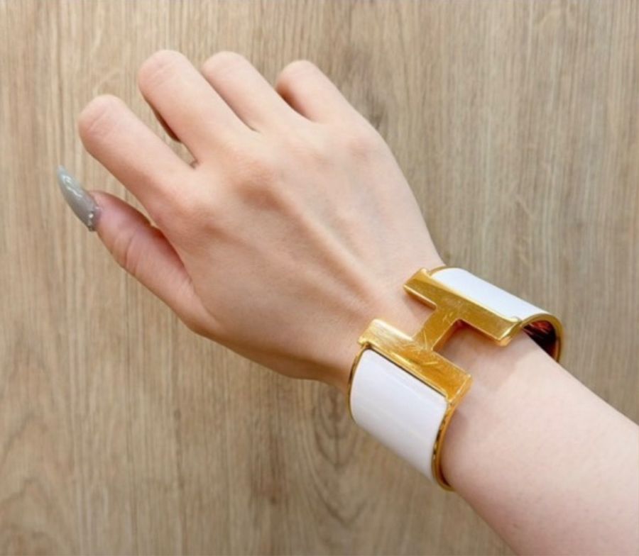 莉亞精品♡ Hermes 寬版H手環pm白金 二手美品-1