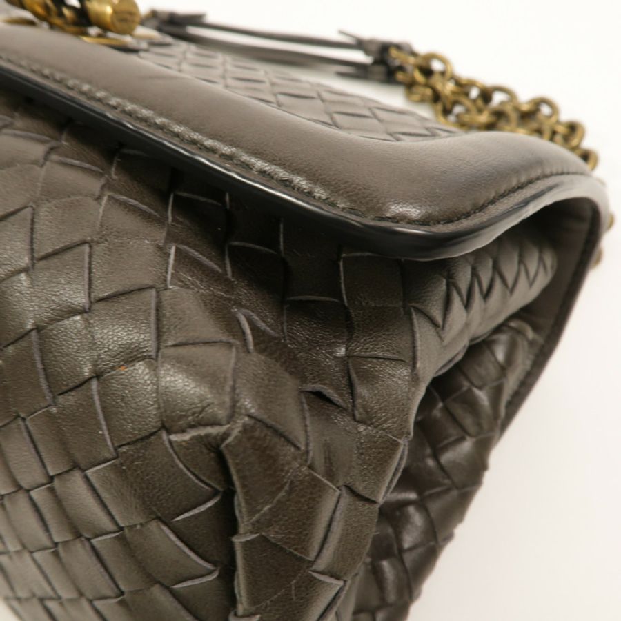 BOTTEGA VENETA 羊皮皮革Olimpia Bag鏈帶肩背袋-13